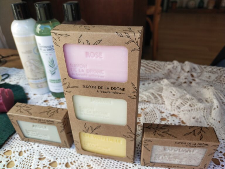 filter: 0; fileterIntensity: 0.0; filterMask: 0; module: j; 
hw-remosaic: 0; 
touch: (-1.0, -1.0); 
modeInfo: ; 
sceneMode: Auto; 
cct_value: 0; 
AI_Scene: (-1, -1); 
aec_lux: 193.67615; 
hist255: 0.0; 
hist252~255: 0.0; 
hist0~15: 0.0;