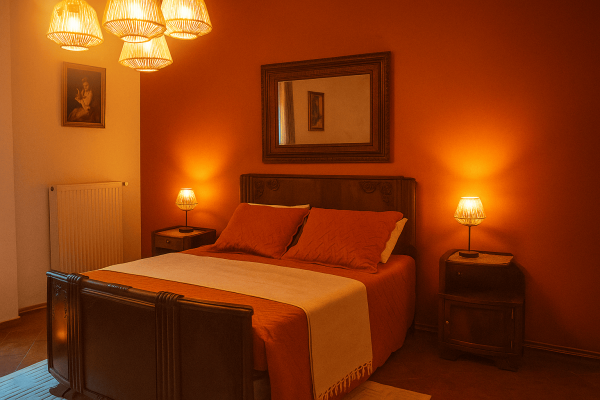 20251030_1126_Chambre Accueillante et Chaleureuse_remix_01k8taazp5fvma4xkh27pksg6n